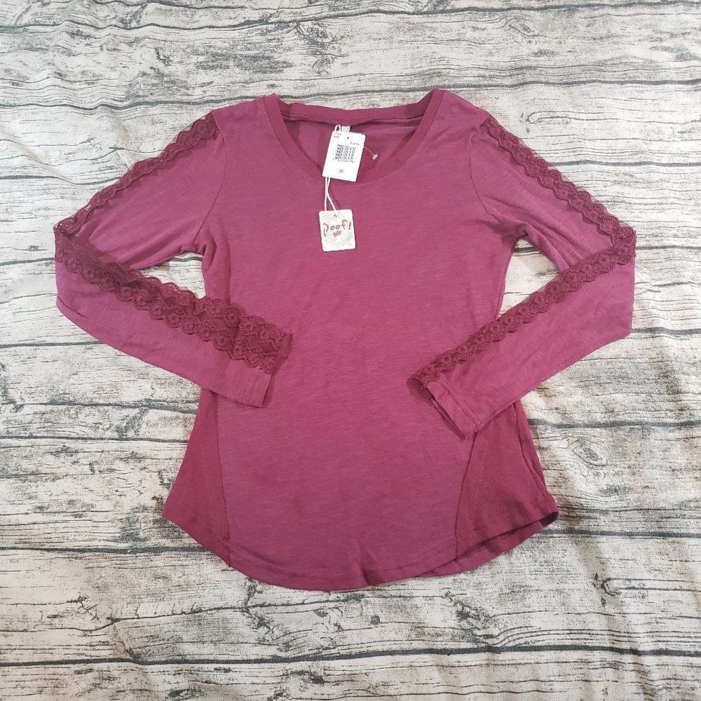 🤑NWT Poof Juniors Burgundy Long Sleeve Lace Top
